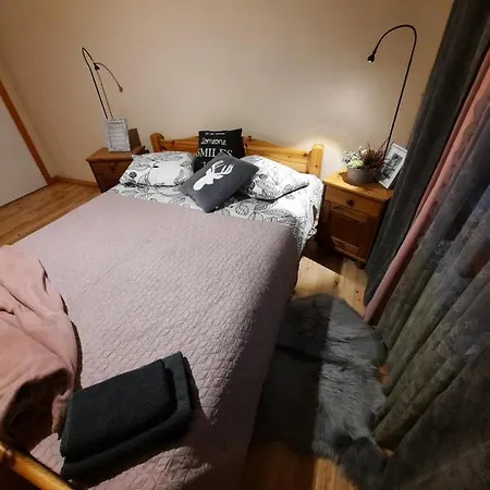 Brivdienu Maja Melderi *